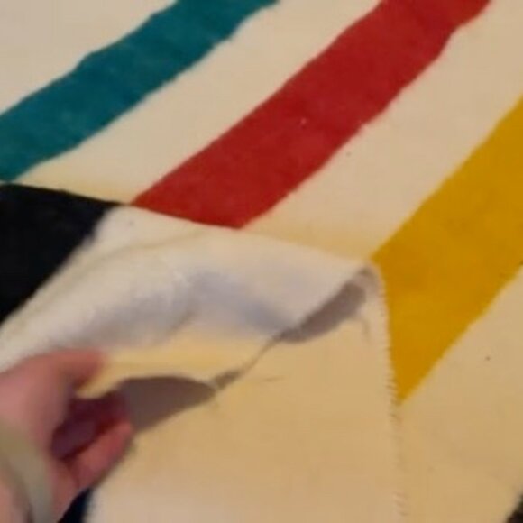 Vintage Hudson Bay 4-point Camp Blanket 100% Wool Made in England Rustic Decor - Picture 5 of 9